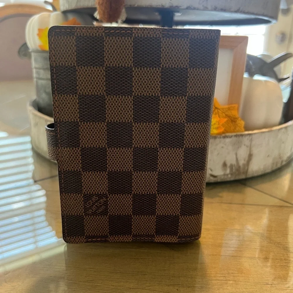 Louis Vuitton Damier Ebene Agenda PM - Passport Holder